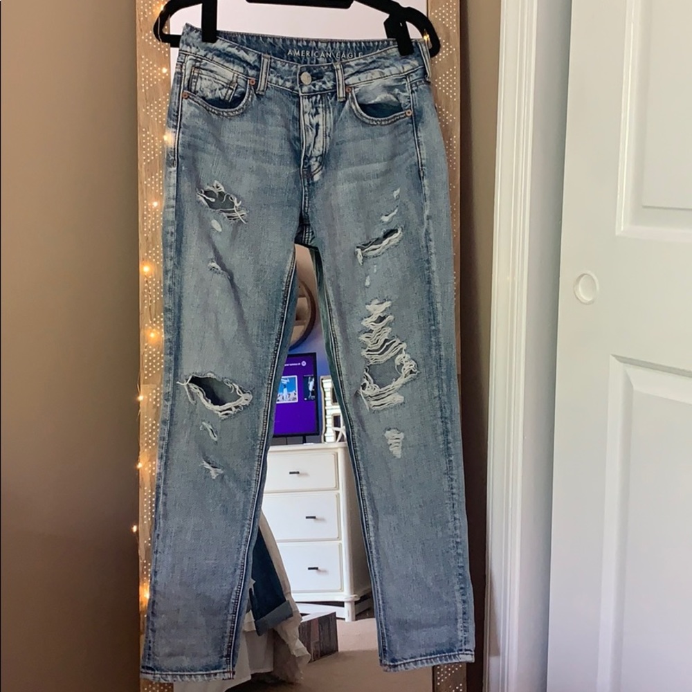 American Eagle Acid/Medium Wash Jeans